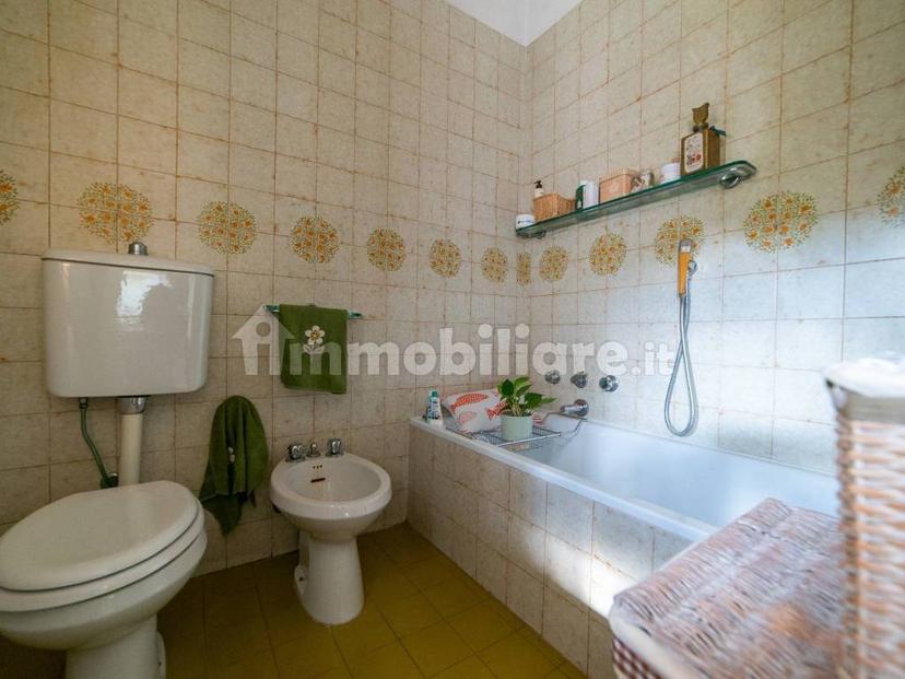 Villa a schiera via di Belmonte, Balatro, Bagno a Ripoli