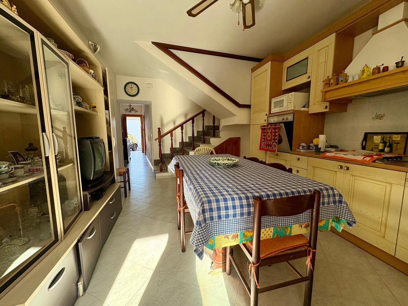 Casa indipendente in Via Garibaldi  23, Muros