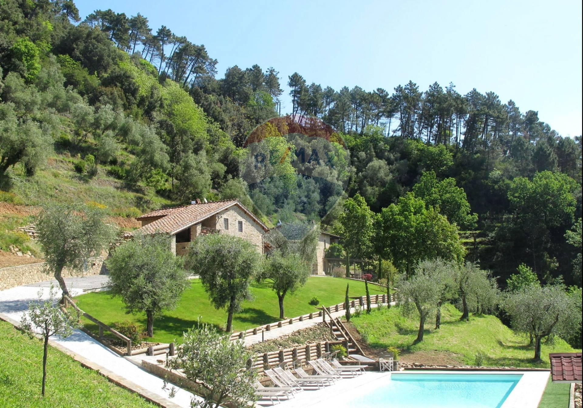 Villa in Localita' Campodori Snc, Pescaglia