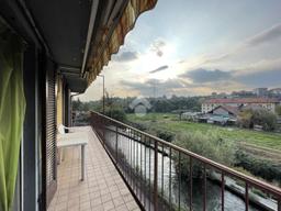 Trilocale in Via Ghiaie 6, Villa d'Almè