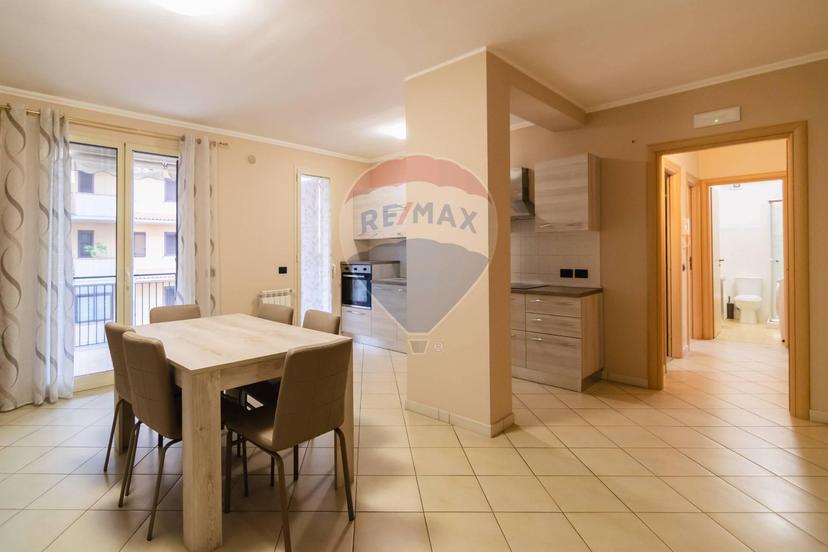 Trilocale in Via Emanuele Macrì 4, Acireale
