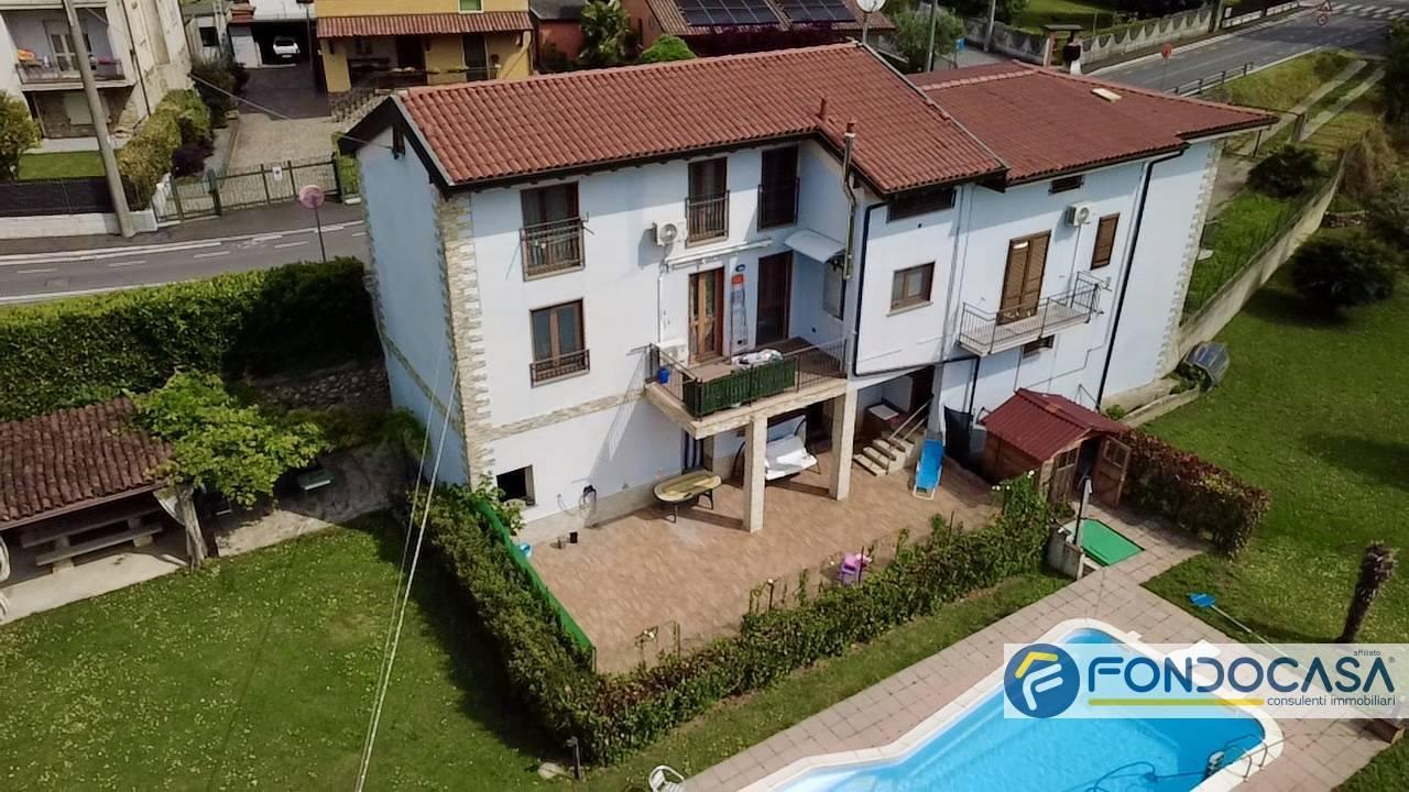 Trilocale in Via Spaventa, Cividate al Piano