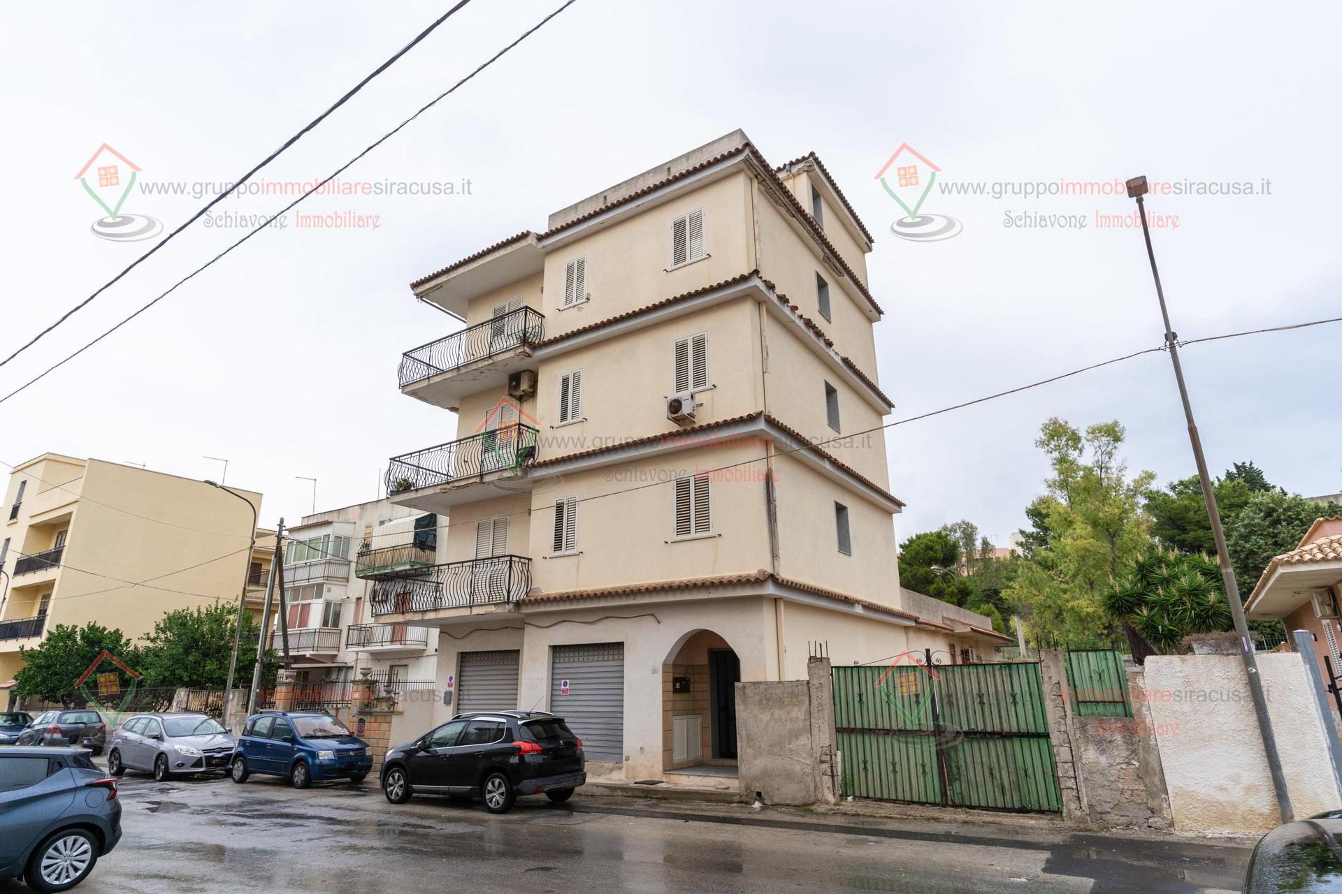 Trilocale, Siracusa