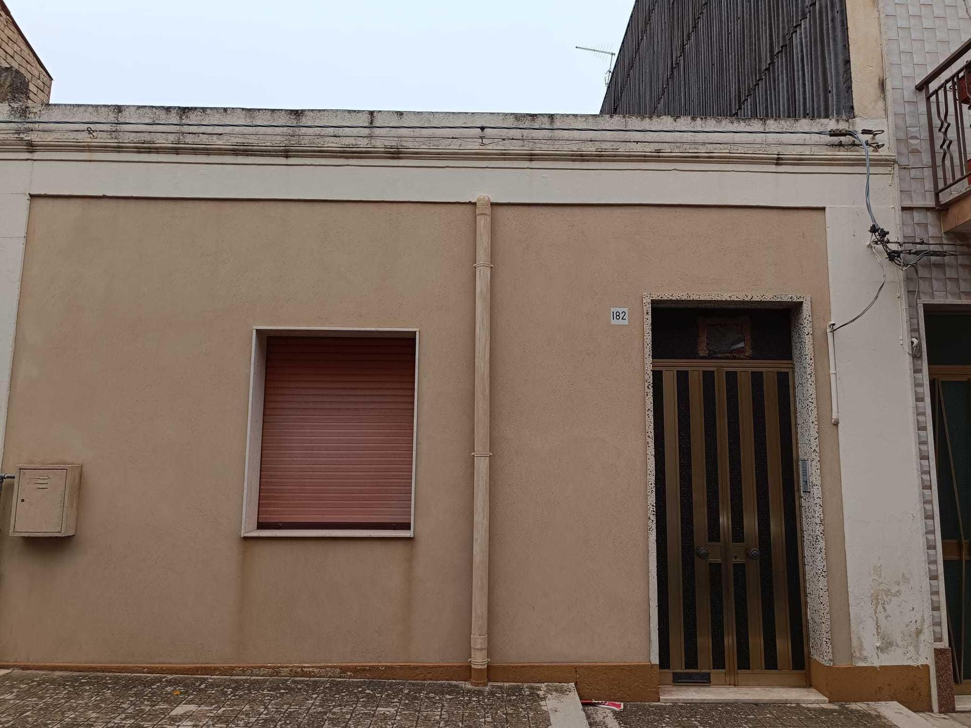 Casa indipendente, Canicattini Bagni