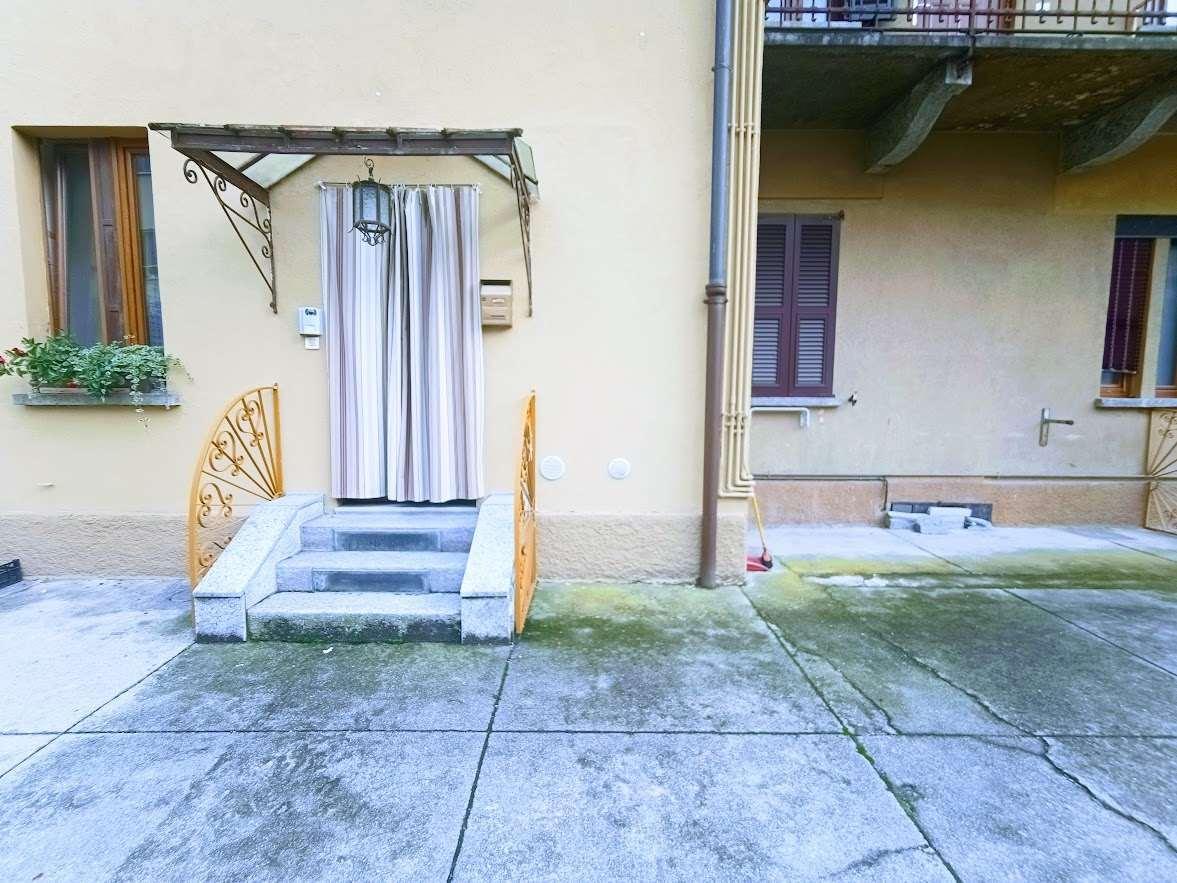 Appartamento in Piazza G. Ciavez  5, Domodossola