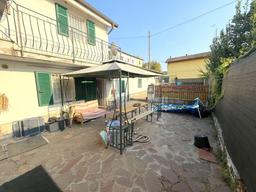 Porzione di casa, Frugarolo