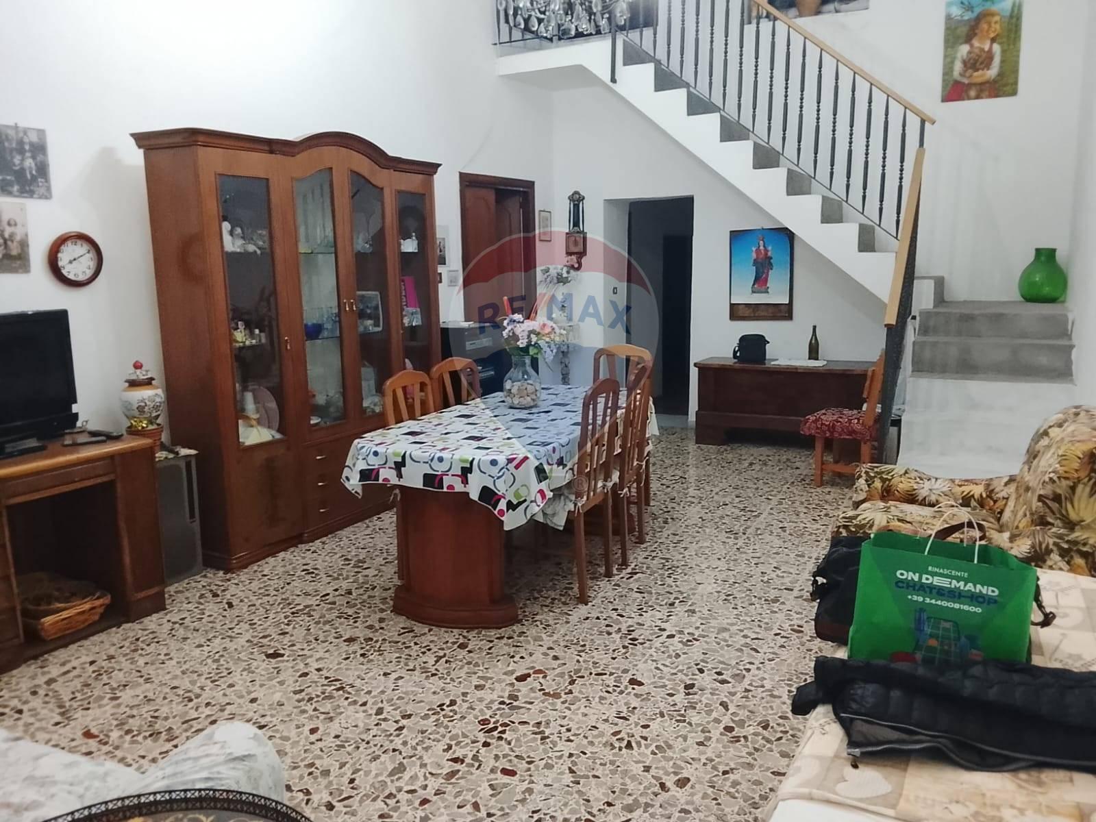 Casa indipendente, Sessa Aurunca