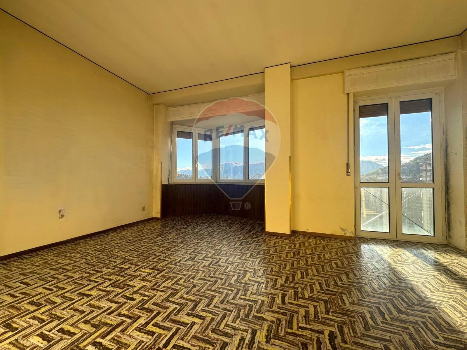 Quadrilocale in Via Fratelli Cervi 18, Verbania