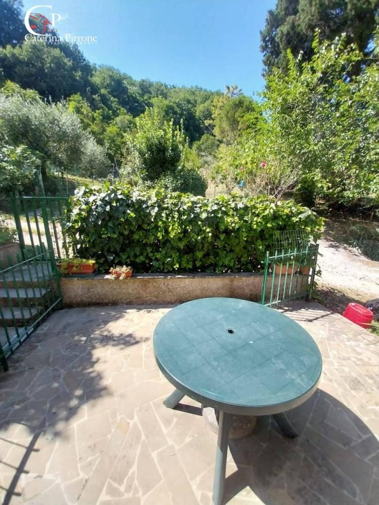 Vendita casa indipendente frazione Corella Dicomano (FI)