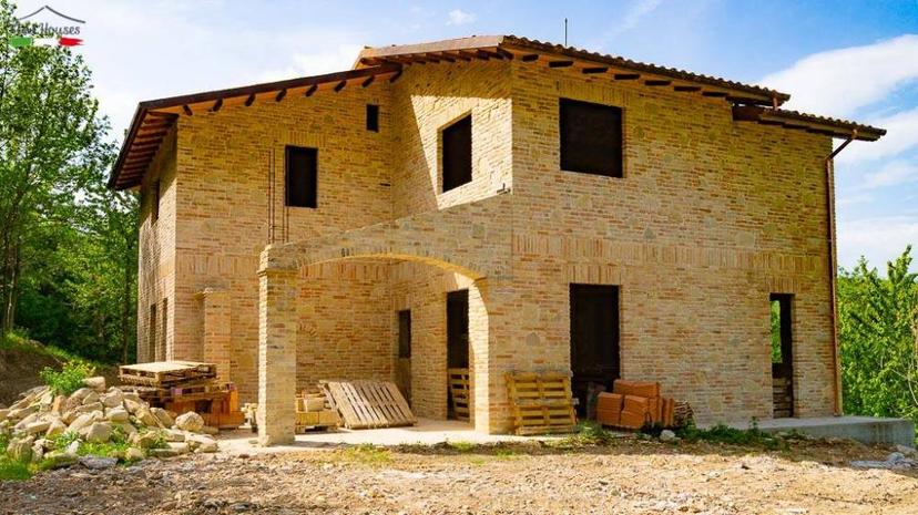 Vendita rustico/casale Castignano (AP) — foto 2 di 14