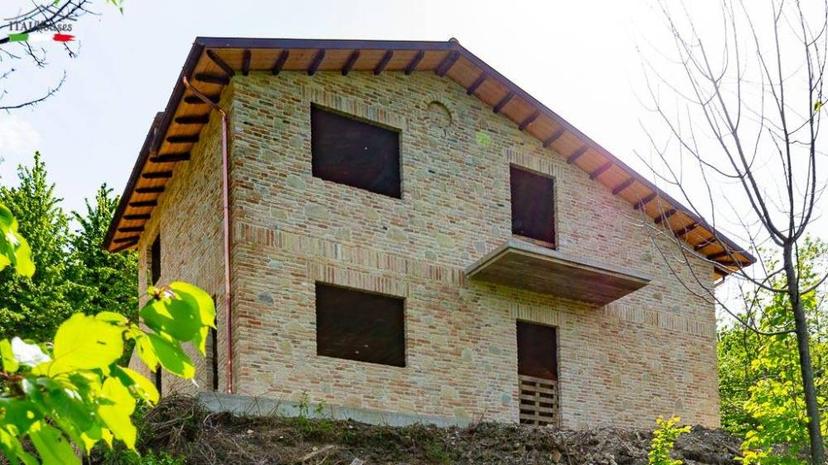 Vendita rustico/casale Castignano (AP) — foto 4 di 14