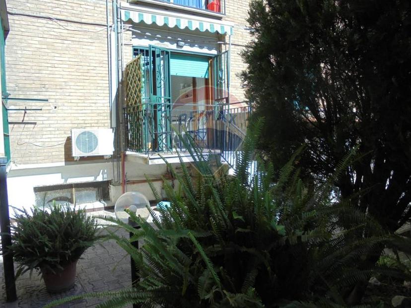 Vendita appartamento via Piave 83 Napoli (NA)