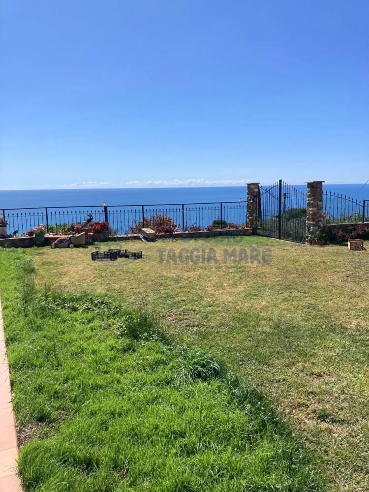 Vendita villa singola Via Fossati Cipressa (IM) — foto 11 di 14
