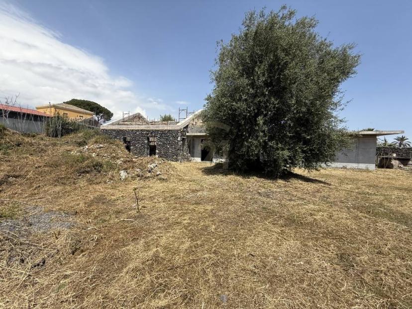 Vendita rustico/casale Acireale (CT) — foto 4 di 14