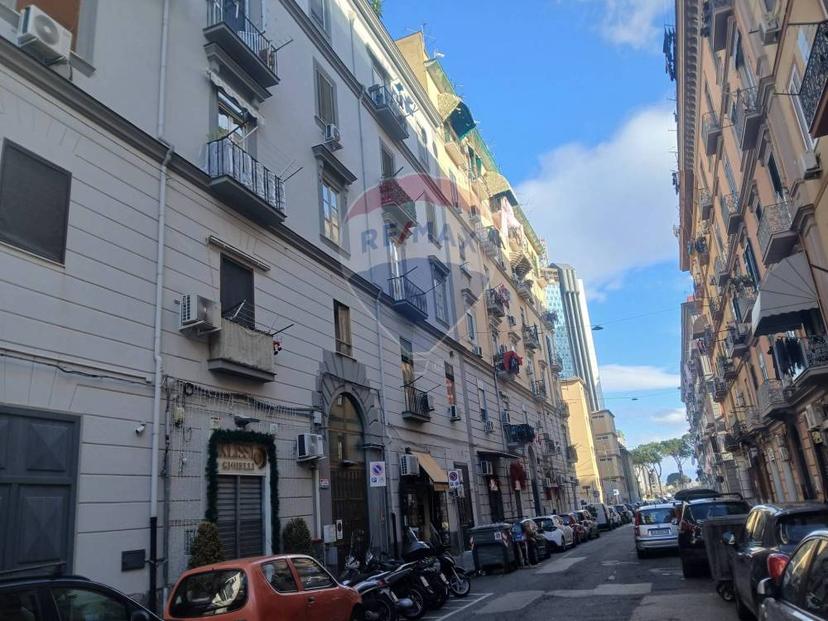 Vendita appartamento Via Bari 40 Napoli (NA)