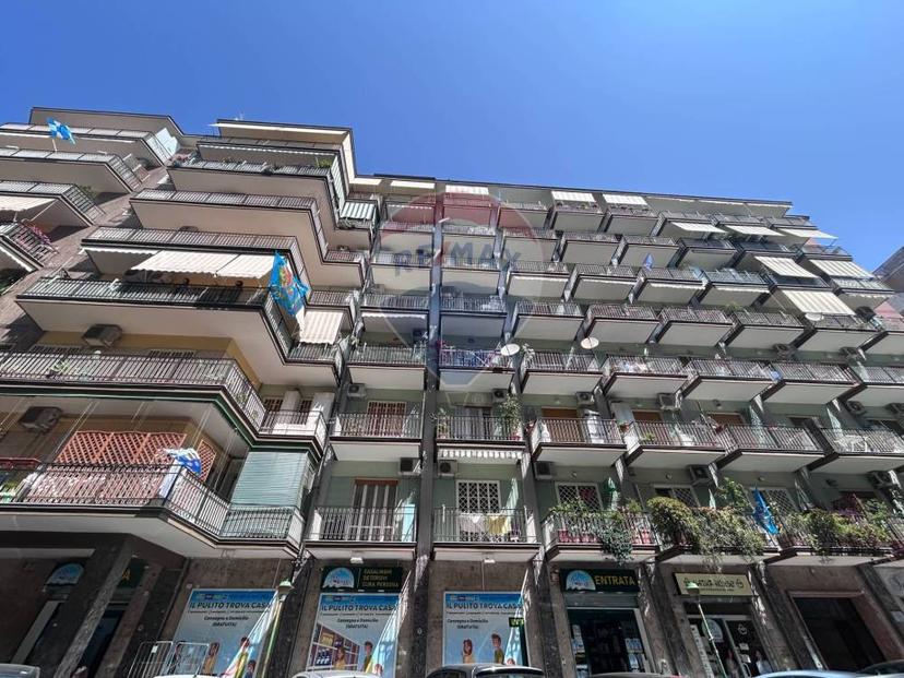 Vendita appartamento Via Guido De Ruggiero 52 Napoli (NA)