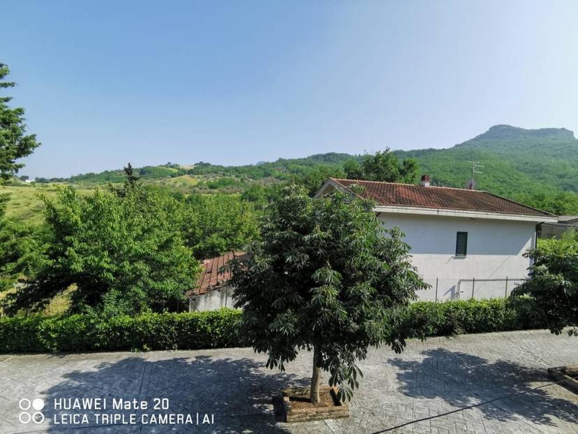 Vendita Casa Bi/Trifamiliare SP72 15 Farindola (PE) — foto 3 di 14
