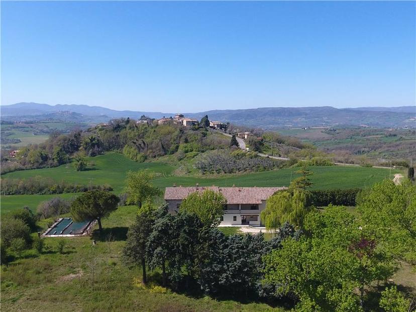 Vendita rustico/casale Via Loretto 6 Todi (PG) — foto 3 di 14