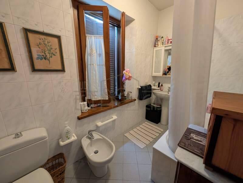 Vendita casa indipendente Camaiore (LU) — foto 5 di 14