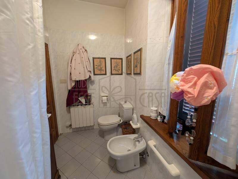 Vendita casa indipendente Camaiore (LU) — foto 12 di 14