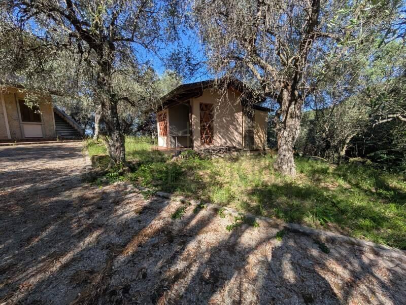 Vendita casa indipendente Camaiore (LU) — foto 6 di 14