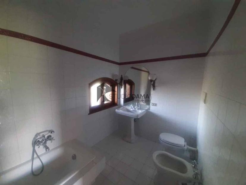 Vendita rustico/casale Bedizzole (BS) — foto 2 di 14