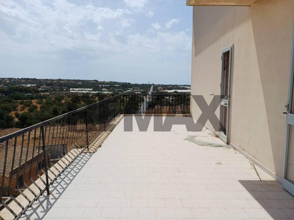 Vendita appartamento via Mazzarelli 42 Chiaramonte Gulfi (RG)
