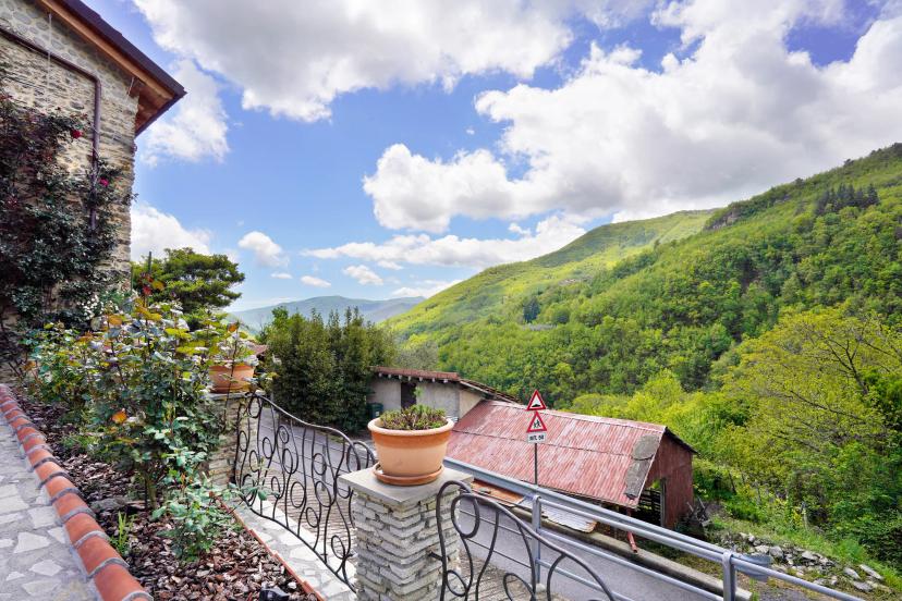 Villa a schiera in Via Dante Alighieri Snc, Armo