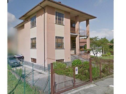 Trilocale in Via della Stazione, Bastida Pancarana