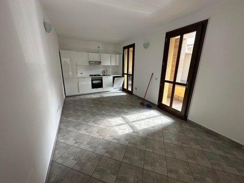 Bilocale in Via Roma, Solbiate con Cagno