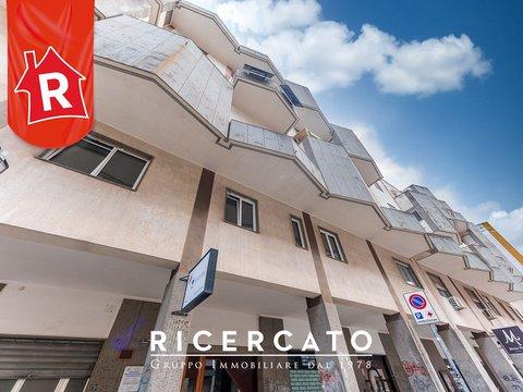 Quadrilocale in Via G. D'Annunzio, 59, Ariosto, Lecce