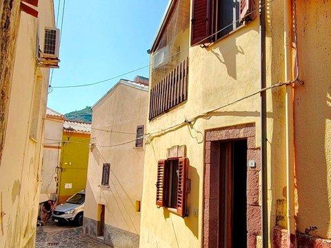 Casa indipendente in Via Valle, 20, Modolo