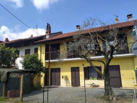 Quadrilocale in Via delle Vigne, 24, Vauda Canavese