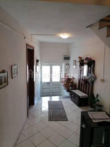 Villa a schiera via Mariano IV, Bidonì